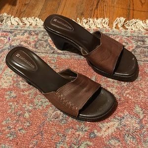 Naturalizer 90’s shoes
